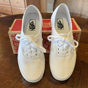 Vans Classic True White Lace-Up Sneakers